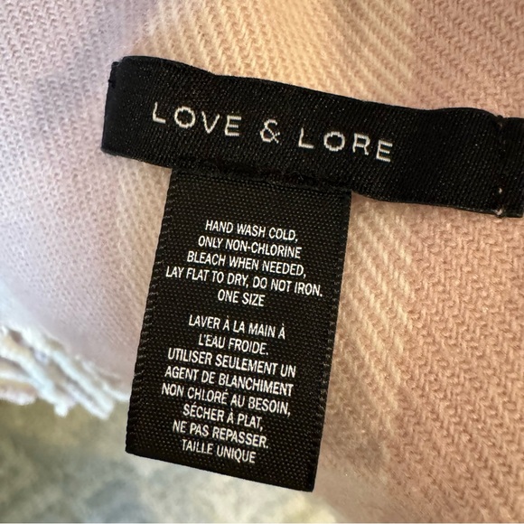 Love & Lore Scarf - Picture 4 of 4